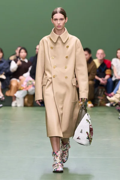 Look 42
